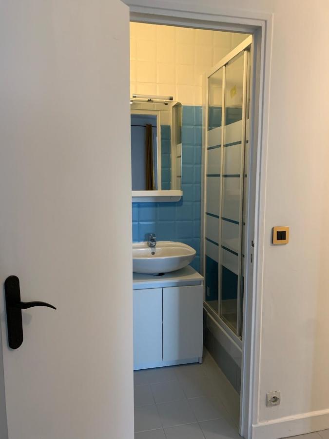 פריז Studio Perfect For 2 Adults And 1 Kid, And Up To 2 Kids - Jourdain 20E, 25Mn To Louvre Via Line M11 מראה חיצוני תמונה